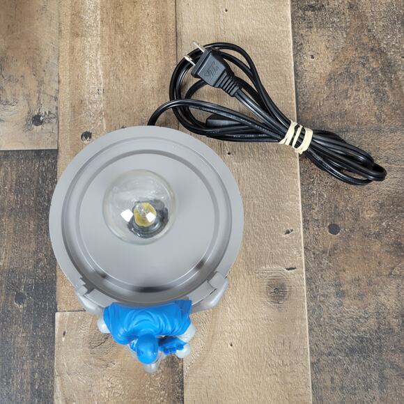 Scentsy Batman Superhero DC Full Size Wax Warmer NOB Plug In Light Blue Gray - Picture 8 of 16